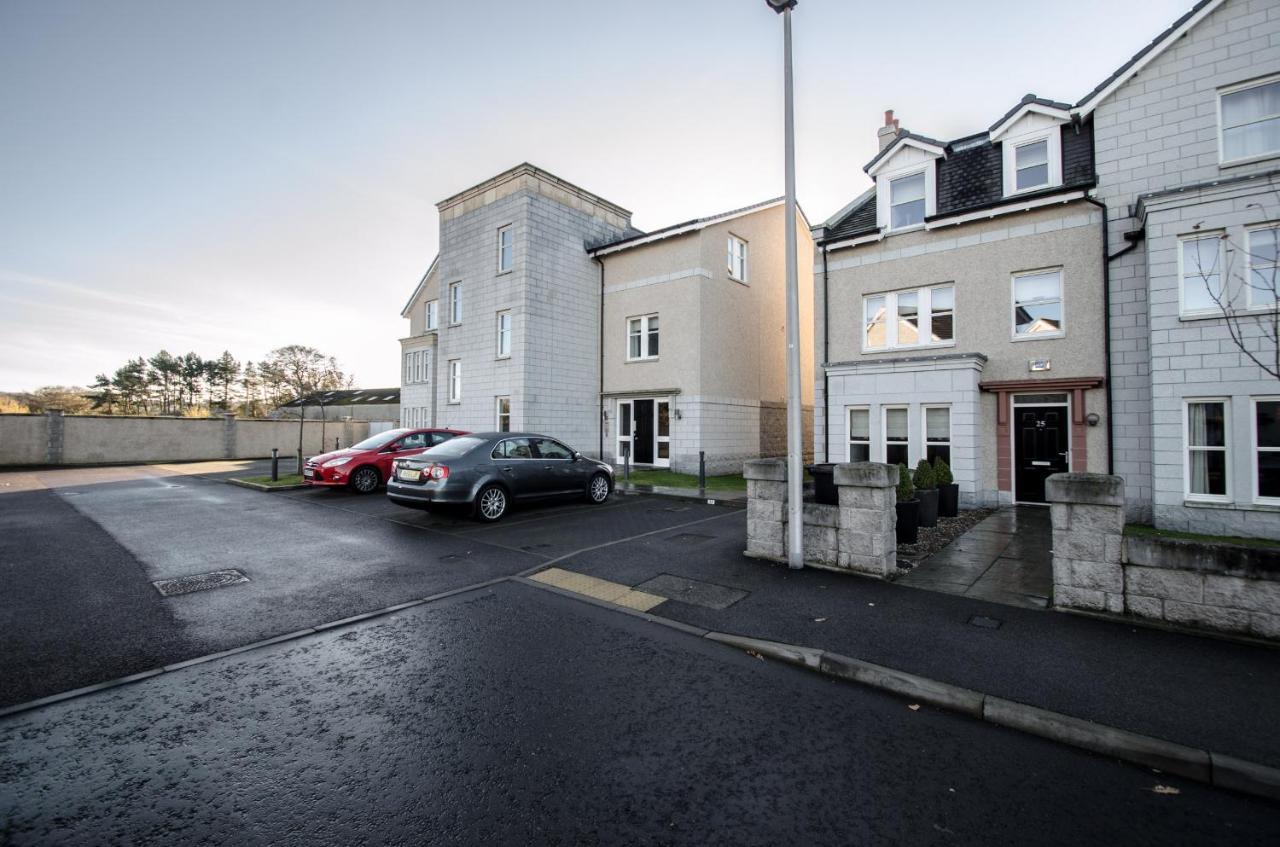 Orange Apartments Polmuir Gardens Only 7 Minutes To City Centre Aberdeen Exterior foto